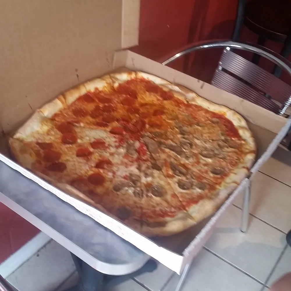 Pepperoni and Sausange Pizza New York
